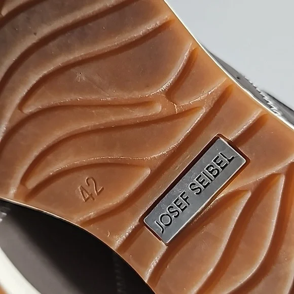 Josef Seibel Caren 01 Grigio Gray leather sneakers EUC* missing insole Nordstrom - Picture 15 of 16